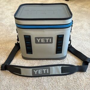 Yeti Hopper Flip 12. Soft cooler. Excellent condition